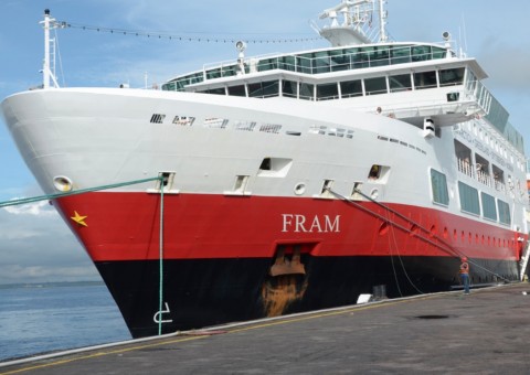 Navio M/S Fram atraca neste domingo no porto de Manaus