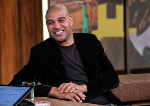 Em entrevista polêmica, Adriano Imperador declara que deu presente a traficante do Rio