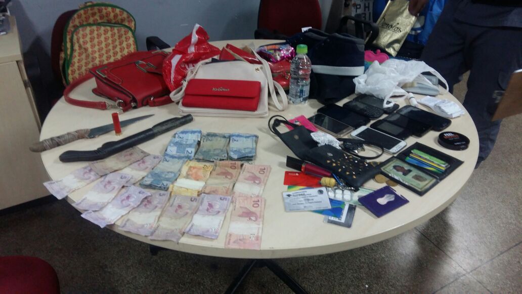 Em Manaus, grupo é preso após arrastão em ônibus