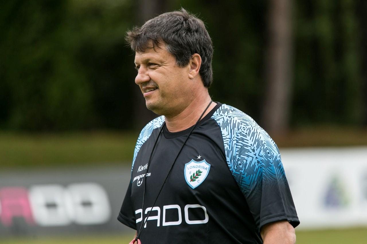 Amazonas FC anuncia Adilson Batista como novo técnico para a Série B