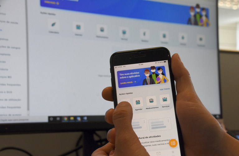 Servidora de Duque de Caxias diz que era coagida a dar senha para fraudar cartões de vacina