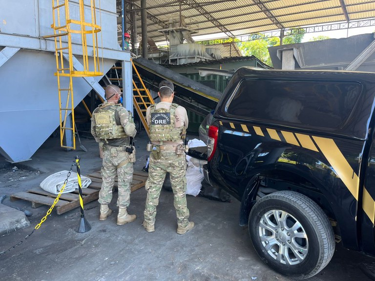 Polícia Federal incinera mais de 1 tonelada de drogas no Amazonas