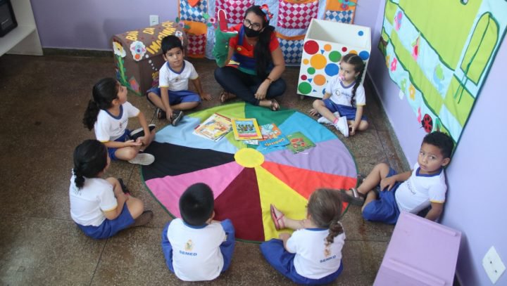 Semed convoca 400 professores aprovados no cadastro reserva em Manaus