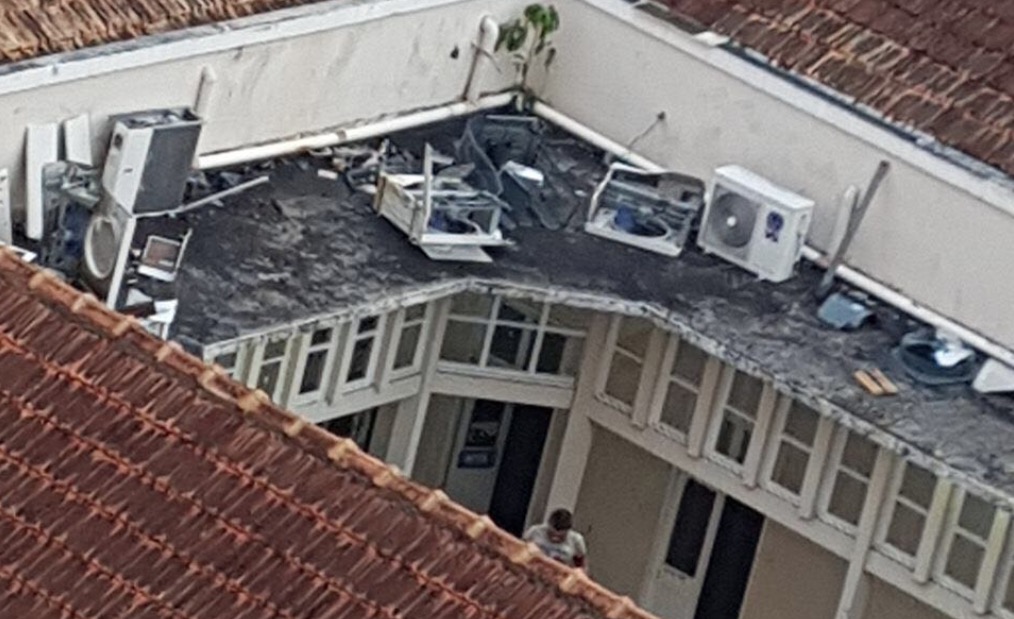 Vídeo mostra escola pública sendo depenada por assaltantes no centro de Manaus