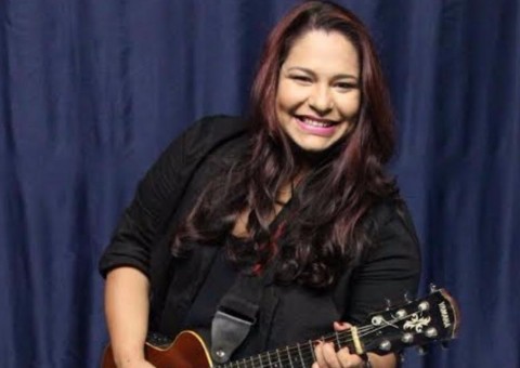 Júlia Carvalho e Nelly Miranda comandam o palco Vianorte neste fim de semana