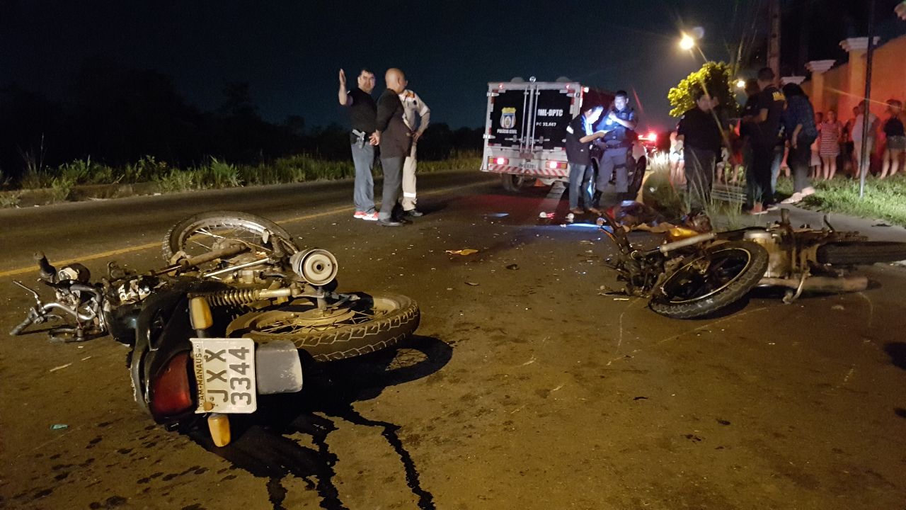 Entregador de pizza morre em grave acidente em avenida de Manaus