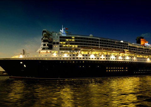 Criança de 8 anos morre ao cair de varanda de cruzeiro