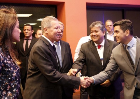 Arthur Virgílio participa de evento e palestra sobre boas práticas de gestão fiscal no Rio de Janeiro 