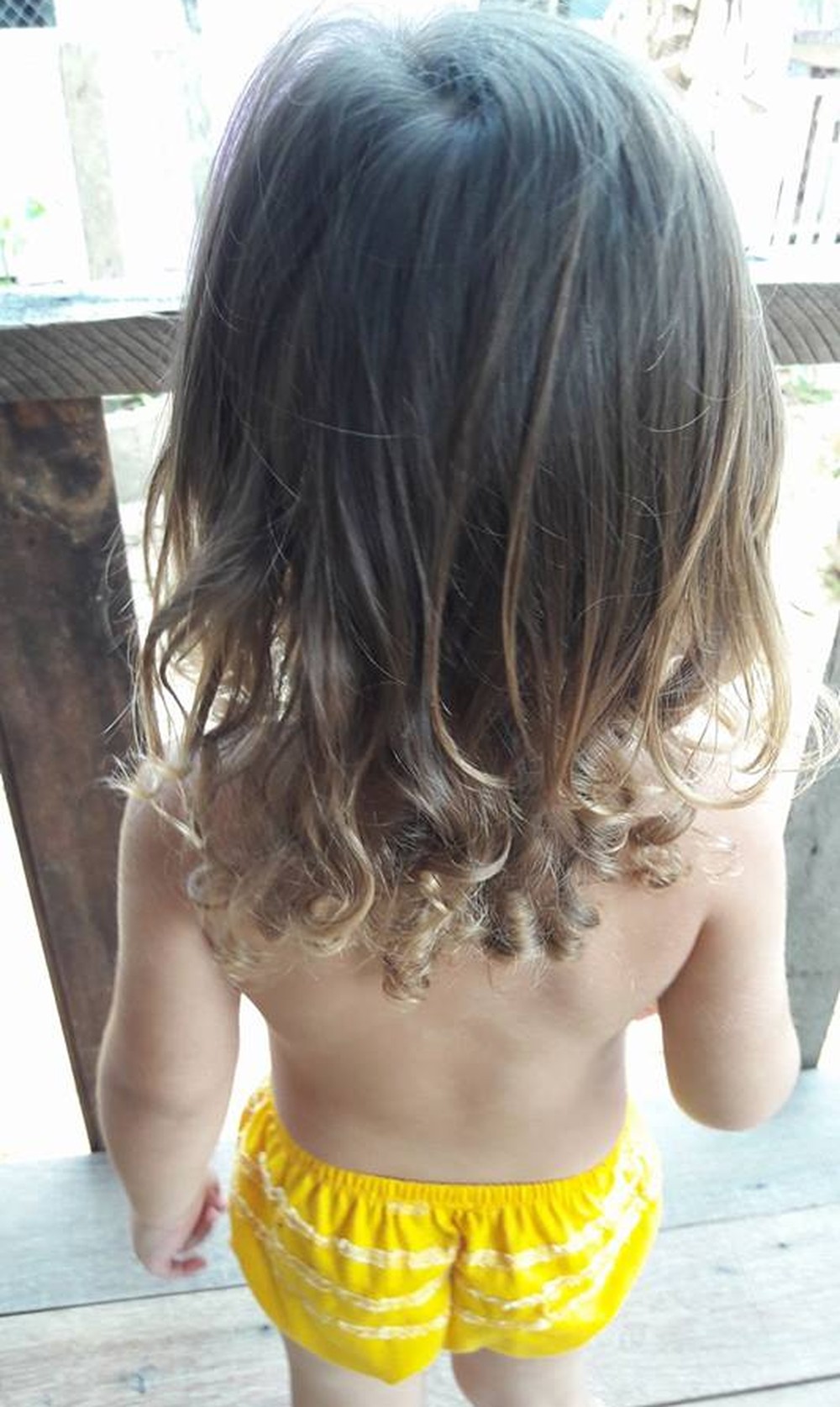 Mãe de criança hermafrodita tenta mudar nome de filho no Acre