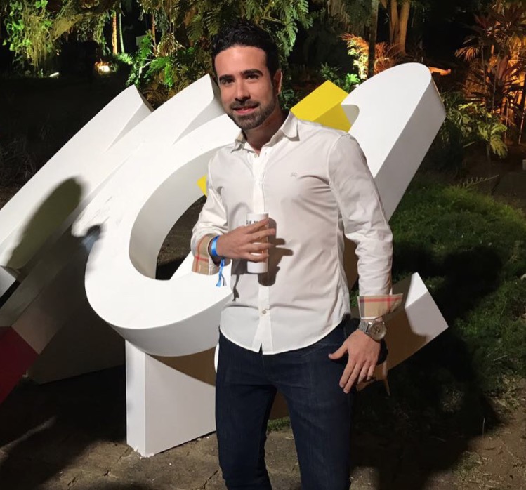 Cantor segue desaparecido no rio Negro e Marinha abre inquérito