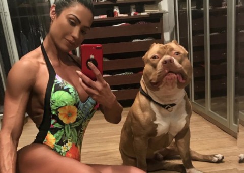 Gracyanne Barbosa joga bumbum gigante ‘na sua cara’ em dança sensual