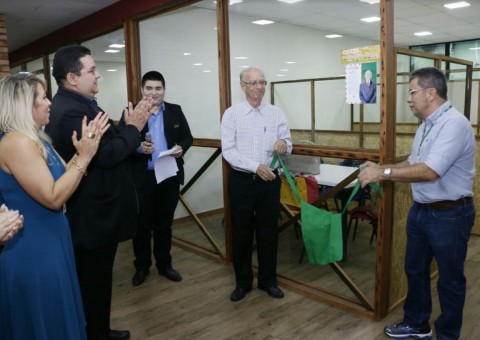 UEA inaugura primeira biblioteca com autoatendimento do Amazonas 