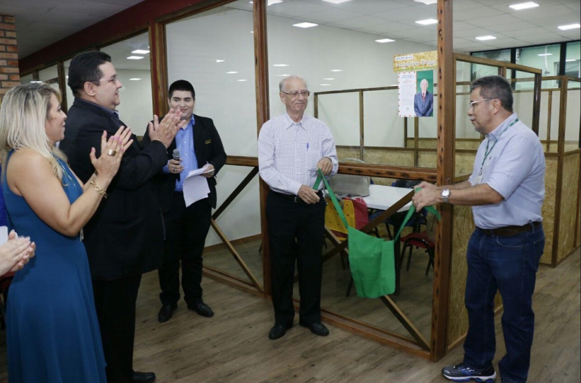 UEA inaugura primeira biblioteca com autoatendimento do Amazonas 