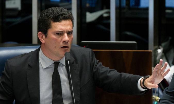 Moro afirma que proposta que busca proibir presos de delatarem é 'absurda'