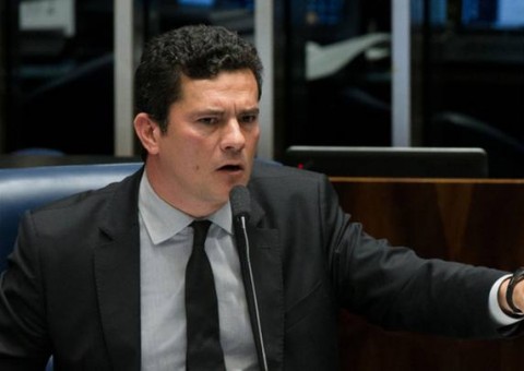 Moro afirma que proposta que busca proibir presos de delatarem é 'absurda'