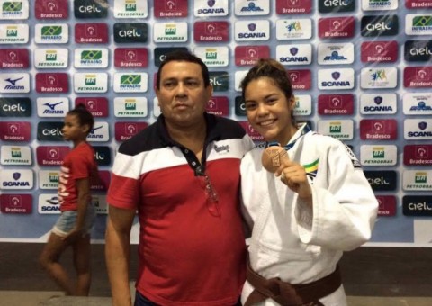 Judoca representa Manaus em mundial júnior de Judô, na Croácia  