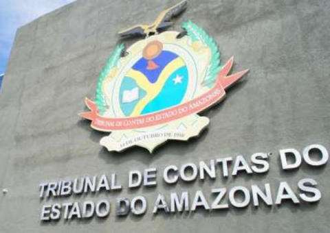 Vereadores pedem suspensão de lei que diminui salário e TCE nega