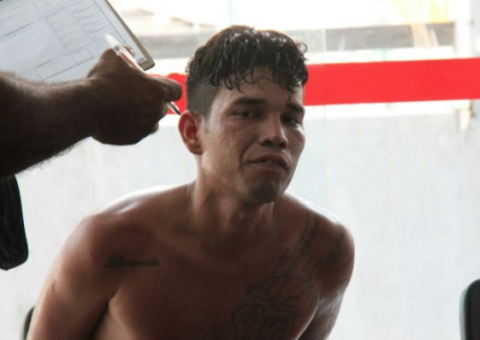 Homem é preso suspeito de agredir e tentar esfaquear os pais em Manaus