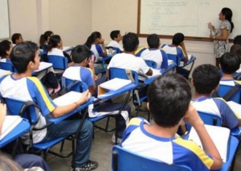  Semed deve lançar concurso com 400 vagas em Manaus