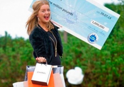  Jovem gasta R$ 280 mil em cirurgias e resultado é chocante