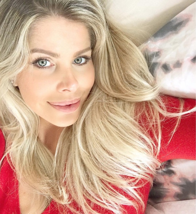 Karina Bacchi está tendo affair com ex-marido de Danielle Winits