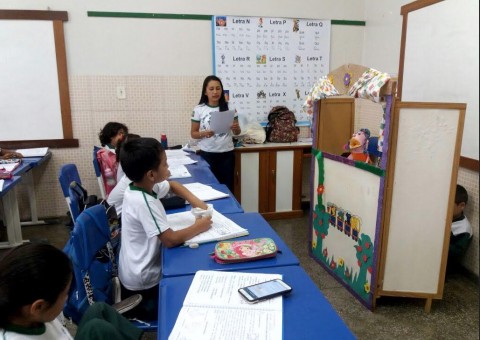 Educadores da rede estadual avançam fase no Prêmio Professores do Brasil 