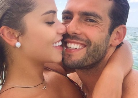 Vídeo: Kaká pede a noiva em casamento na praia e recebe 'não' como resposta