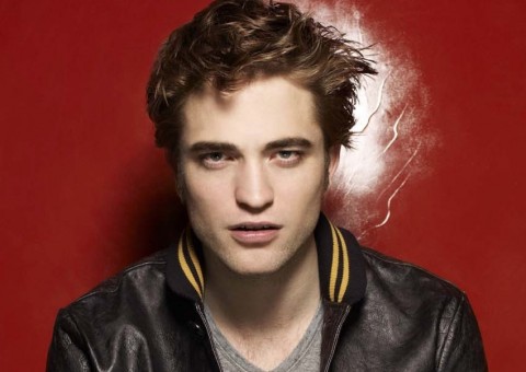 Eterno galã de Crepúsculo aparece irreconhecível como criminoso em novo filme