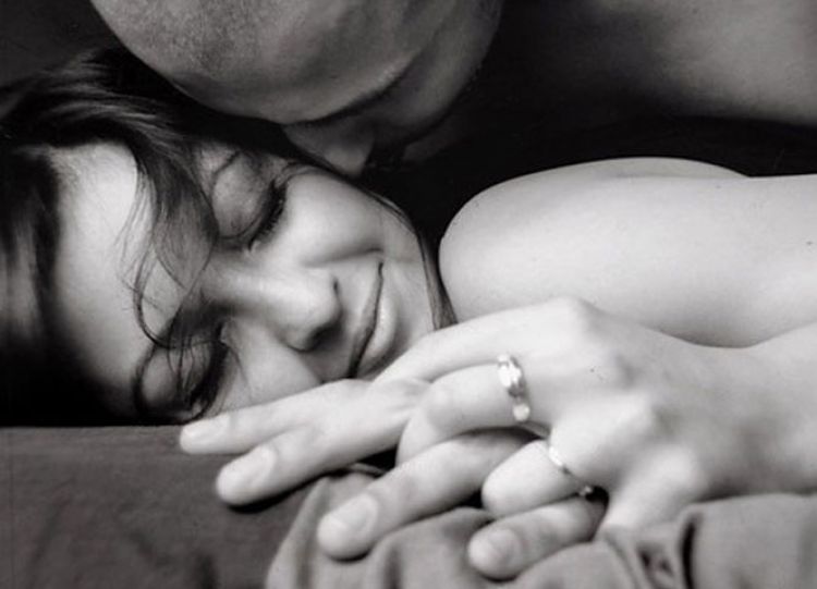 7 Varições quentes da posição sexual cowgirl invertida