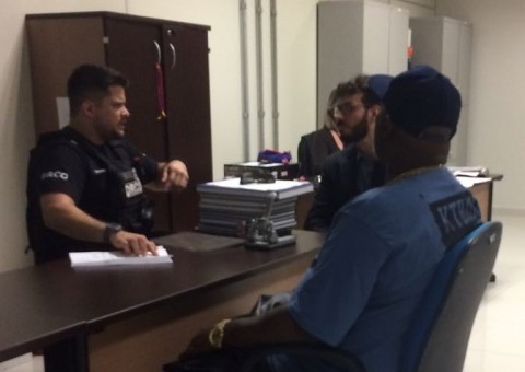 Em Manaus, Mr. Catra presta depoimento em delegacia sobre apologia a FDN