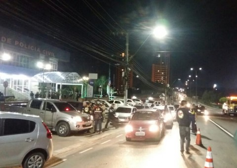 Mais de 300 motoristas são atuados pelo Detran-AM durante o feriadão em Manaus