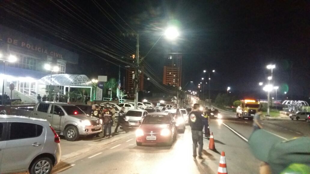 Mais de 300 motoristas são atuados pelo Detran-AM durante o feriadão em Manaus