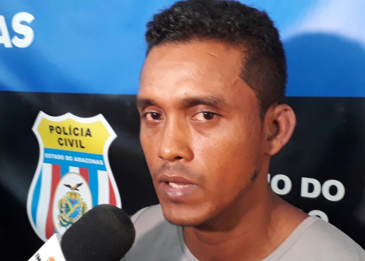 Homem é preso em flagrante após esfaquear taxista no pescoço durante assalto em Manaus