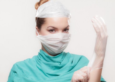 Falsa médica é presa após atender mais de 400 pacientes em hospital de Ibirá 