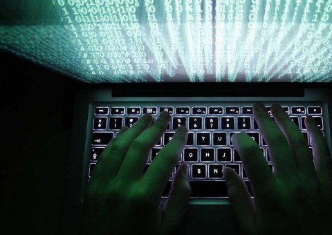 Novo vírus lança ataque global a computadores; Brasil também é o alvo