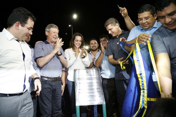 Prefeito entrega mais uma academia ao livre em Manaus 
