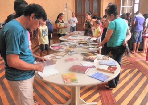 14ª Feira de Troca de Livros e Gibis acontece neste domingo com acesso gratuito