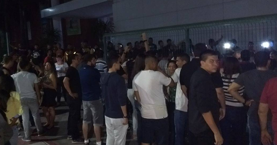 Manauaras se revoltam após cinema cancelar pré-estreia em cima da hora