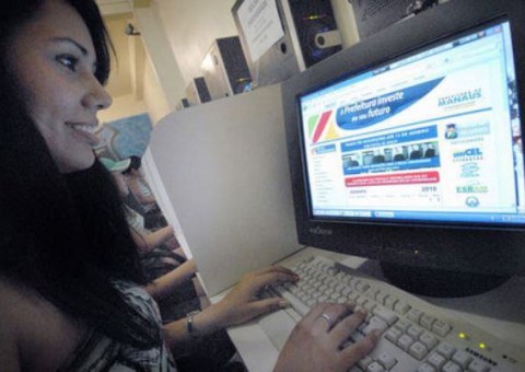 Prefeitura convoca selecionados do Programa Bolsa Universidade