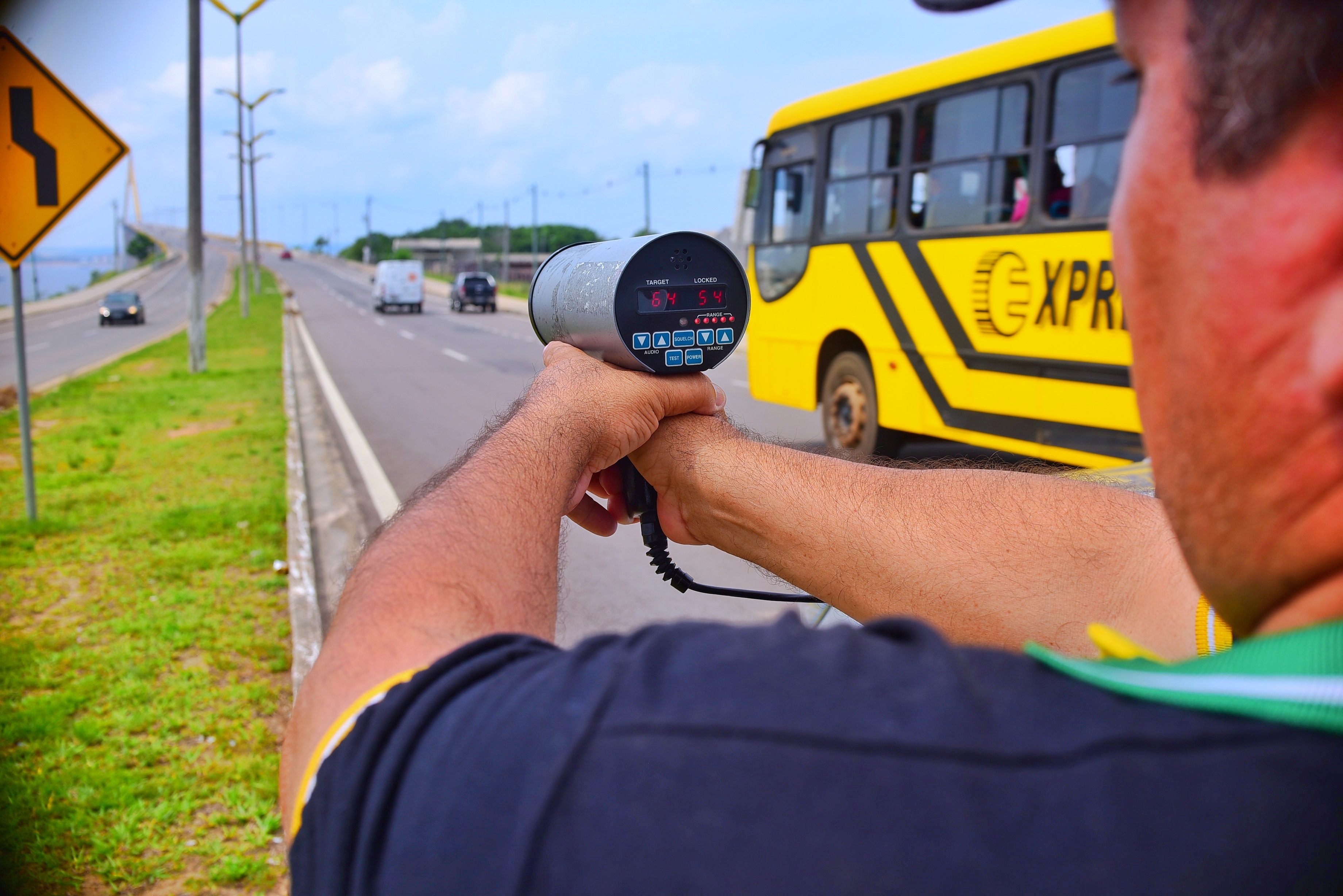 Detran-AM intensifica fiscalização durante a Festa do Tucunaré