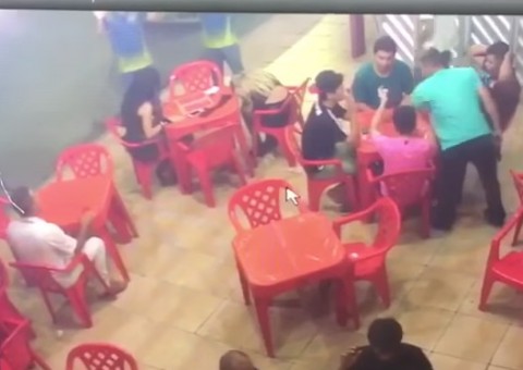 Vídeo mostra momento em que PM é baleado por assaltantes em Manaus