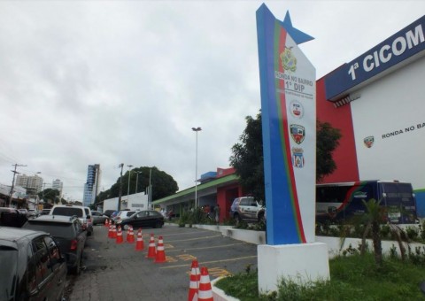 Dupla é presa em flagrante após tentar roubar fiéis de igreja em Manaus