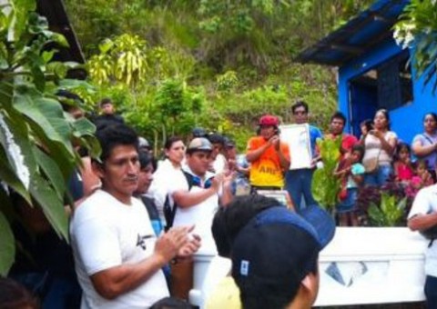 Após ser dado como morto, homem acorda no próprio funeral