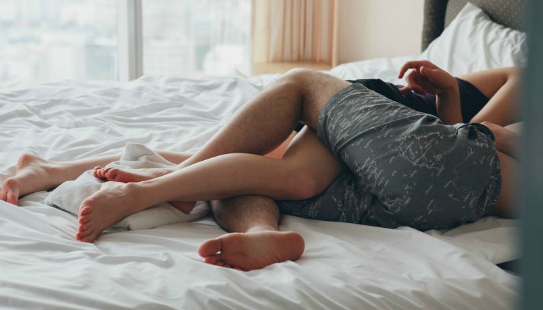 8 Posições do kama sutra para mulheres ousadas