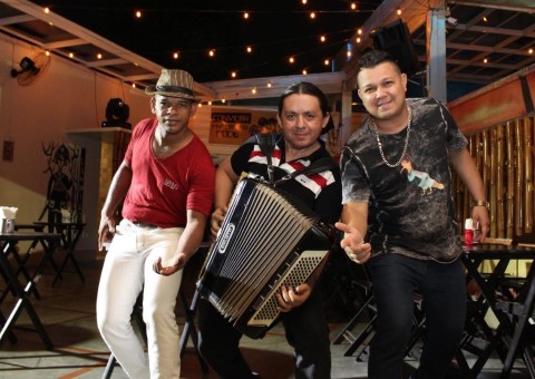 Pé-de-serra agita o Axerito nesta segunda-feira