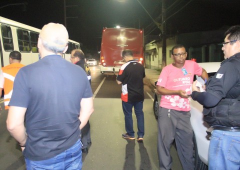Detran recolhe sete ônibus do transporte coletivo em blitz no fim de semana 