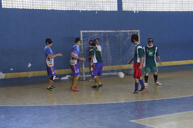 Minivila Olímpica do Coroado terá turmas de goalball e voleibol sentado