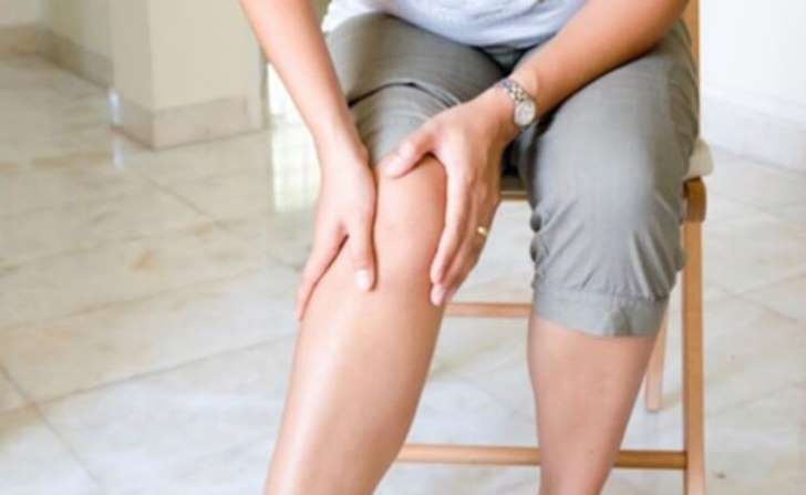 Dores nas pernas: como aliviar com remédio caseiro