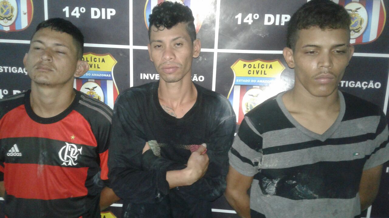 Trio tenta fugir, mas é preso com arma e drogas em Manaus