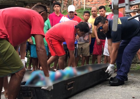 Homem é estrangulado com cinto e abandonado em rua de Manaus